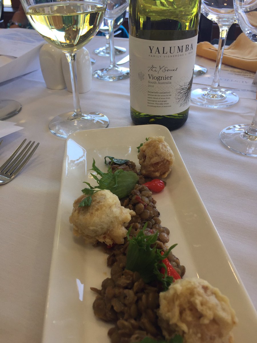 caskandbarrel73's tweet photo. Off to a GREAT evening at the Australian Down Under Wine Dinner with Elizabeth Muir.
G'day Mates!! #sippingthegoodstuff! https://t.co/5LWvZgYxkw