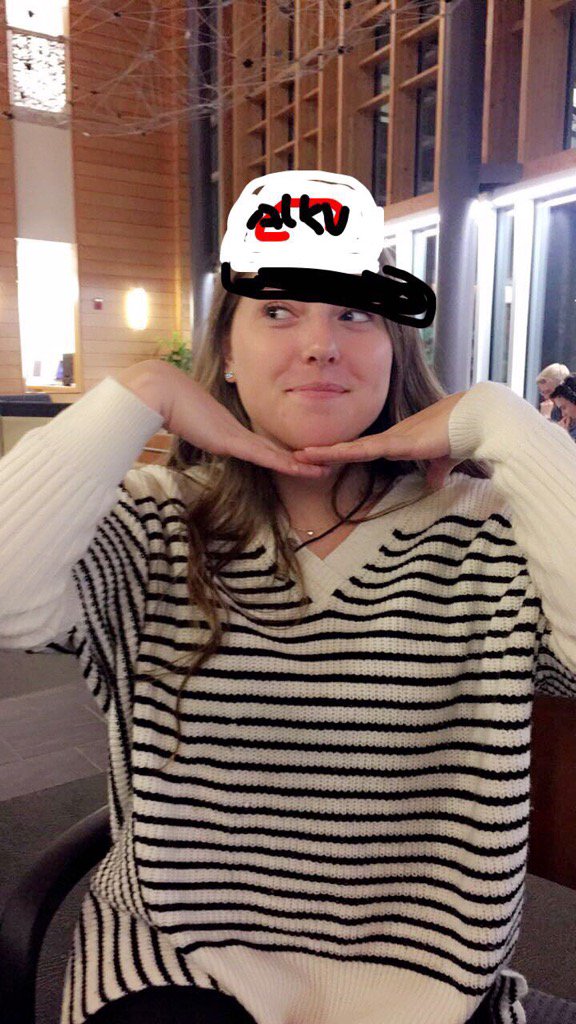 LifeAtALKU's tweet photo. @LifeAtALKU Rebecca Bailey putting those creative mktg skills to use!#ALKUSummer2017 #DraftDay https://t.co/T8Kj3PW4YP