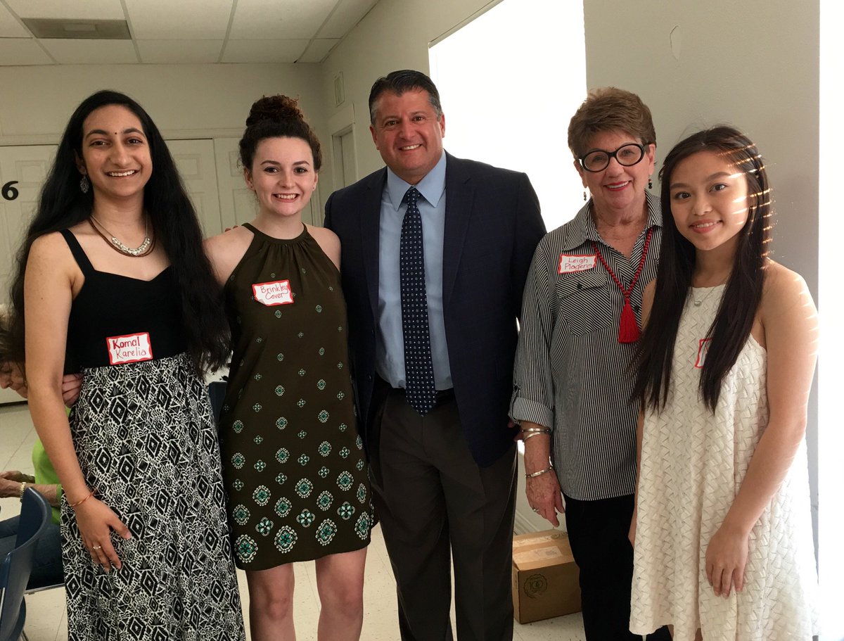 rockwallschools's tweet photo. Three amazing Rockwall students receive scholarships from Rockwall County Republican Women tonight. Thank you for supporting our students! https://t.co/r6j1Eb64gr