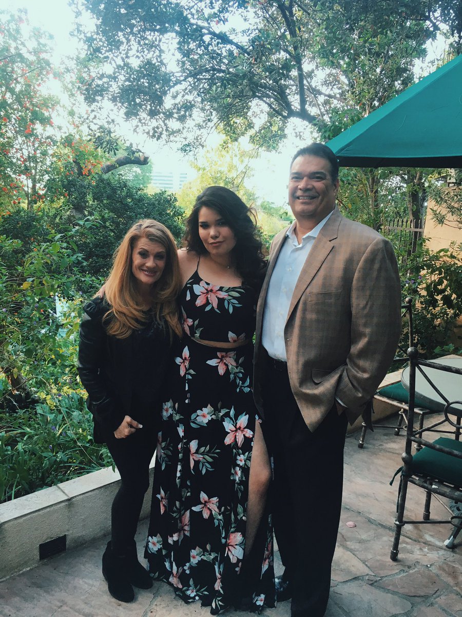 Madison De La Garza tweet media