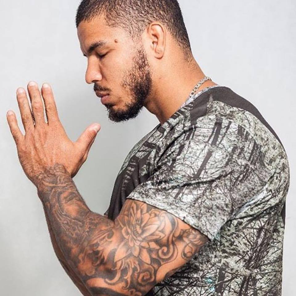 andreasdiofebi's tweet photo. #andreasdiofebi #dareyourdiversity #model #thetrinitascollection #menstyle https://t.co/xuOd2G9vAA