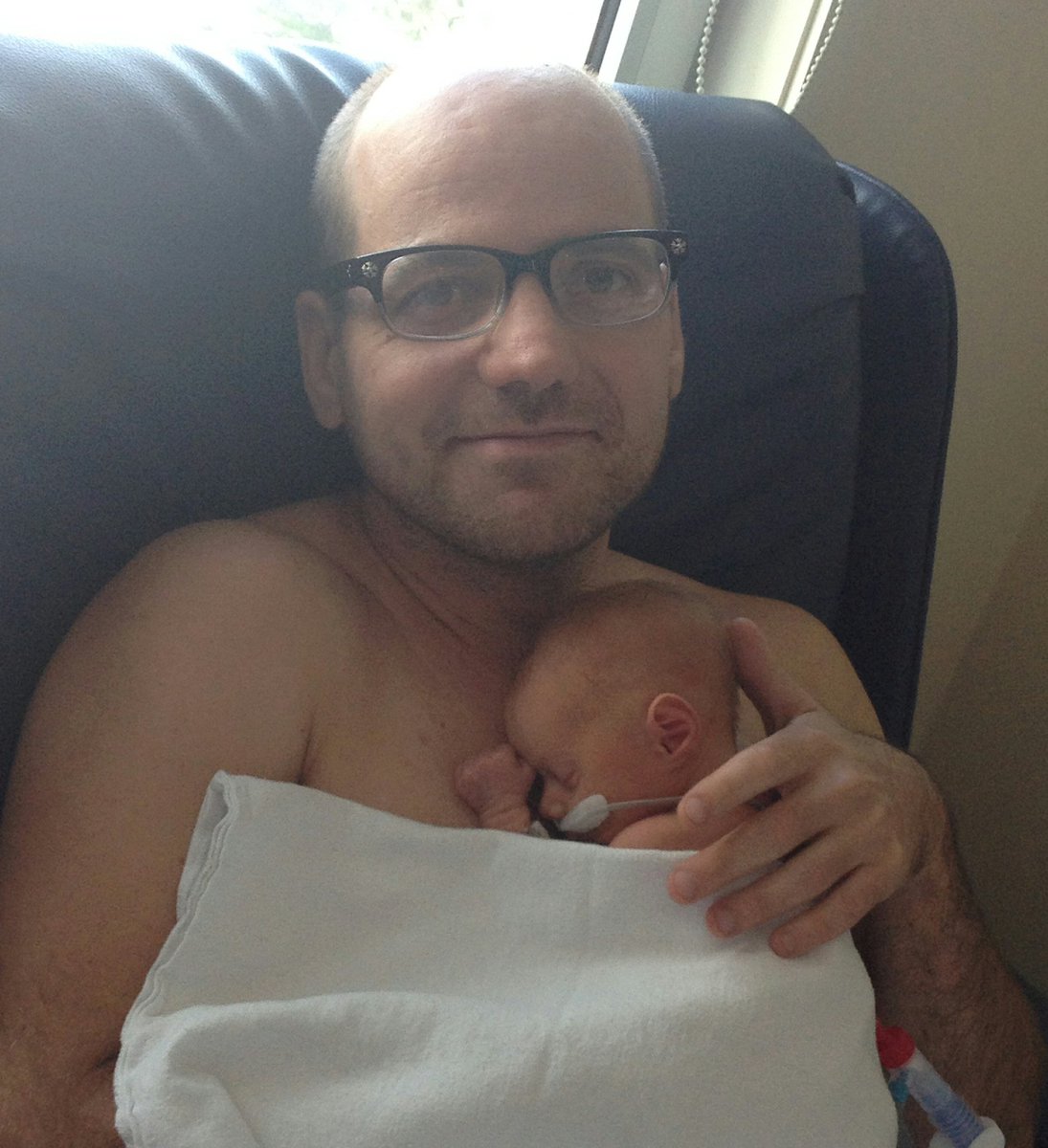 hospiceninja's tweet photo. @DearMama_ #dadphotos :-) https://t.co/kltXYSxXyj