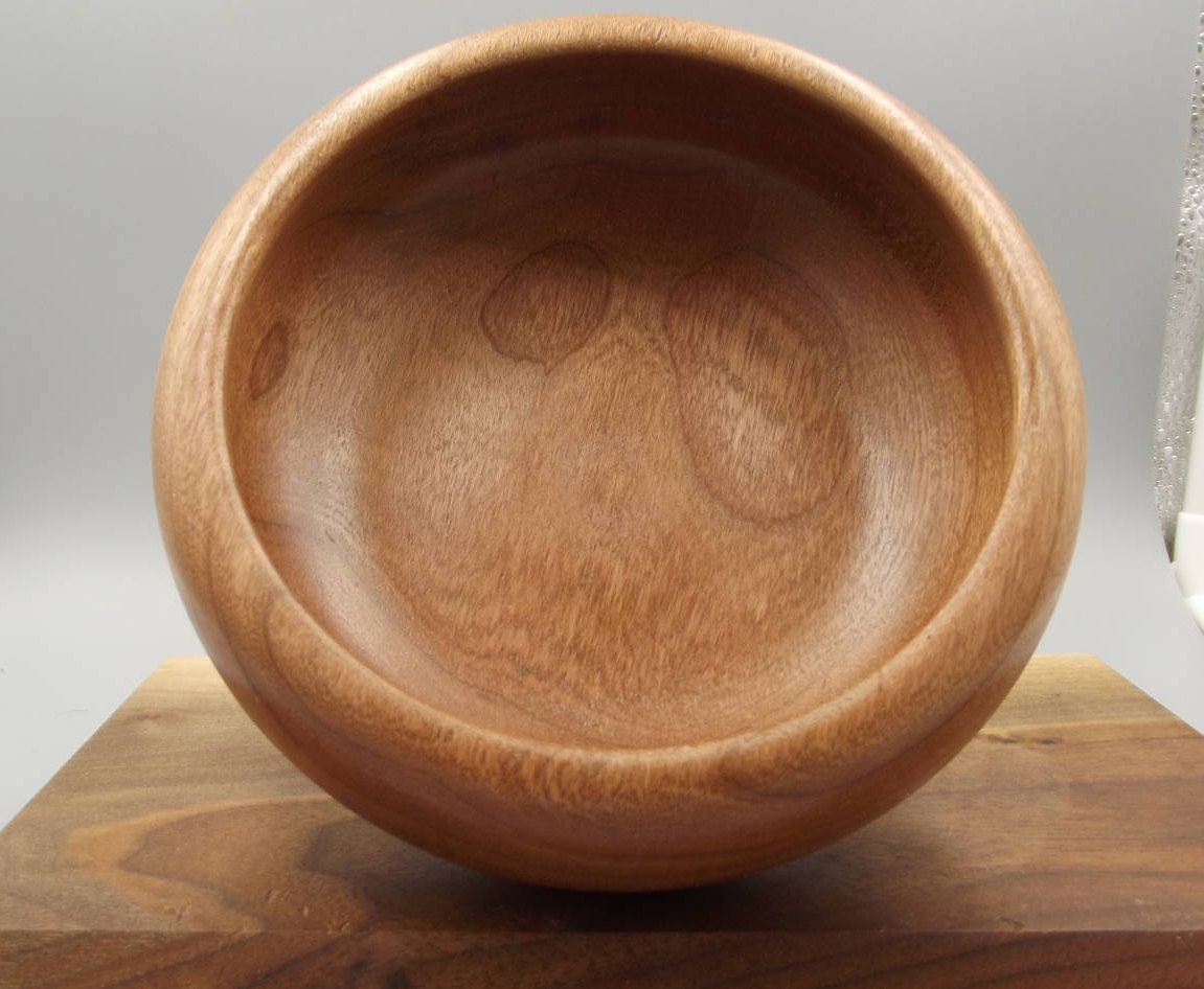 WoodenAcres's tweet image. Turned Small Cherry Bowl etsy.me/2qL26t4 #Etsy #WoodenAcres #KeyCatch