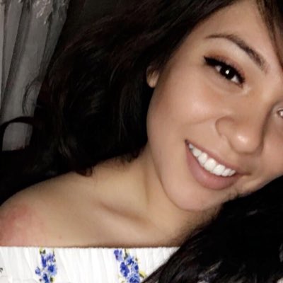 _viridianaa_'s tweet photo. #NewProfilePic https://t.co/dT7daEjBbq