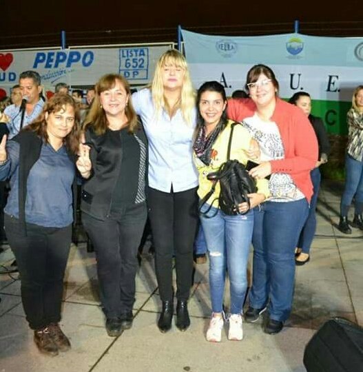 Acompañando a nuestros candidatos.
❤ Lista 652DP <a href="/domingopeppo/">Domingo Peppo</a> <a href="/horaciorey/">Horacio Rey</a> <a href="/mali_serrano/">Mali Serrano</a> <a href="/lilispoljaric1/">Liliana Spoljaric</a> <a href="/clauterenghi/">Claudia Terenghi</a> <a href="/NataliaMustillo/">Natalia Mustillo</a>