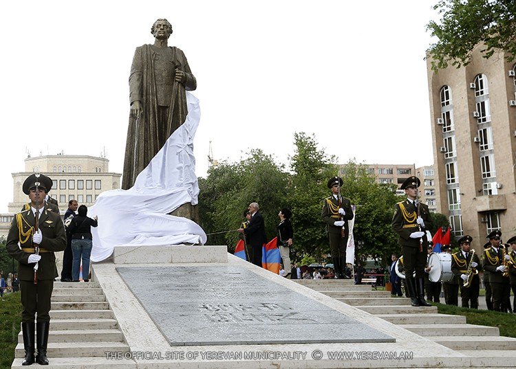 HikmetHajiyev's tweet photo. Nazi SS General Njde Garegin monument unveiled in #Yerevan by Prs #Sargysian.Insult to IIWW Veterans and civilians. #Нашапобеда #ДеньПобеды https://t.co/XFP2q1zKkw