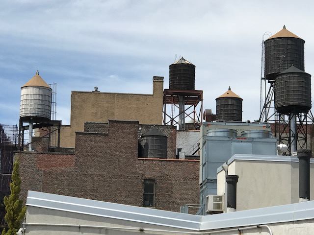 HaroldKobner's tweet photo. #WaterTower sighting in #GreenwichVillage. Once you see one, you'll start noticing them everywhere you go. #NYCWaterTowers #HaroldsSightings https://t.co/8mGLYeVnWf