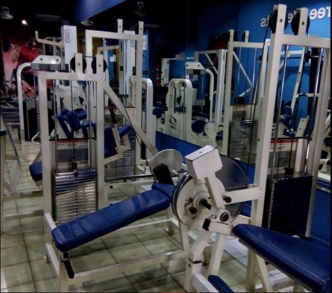 binaragaindo's tweet photo. Jual Alat fitness bekas Import Merek cybex lifefitness dan thecnogym komplit di surabaya https://t.co/3qRG49tofU https://t.co/M1uu7jVYKJ