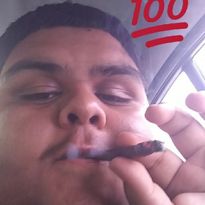RunDown_Alex123's tweet photo. #NewProfilePic https://t.co/Ap0WBj6vio