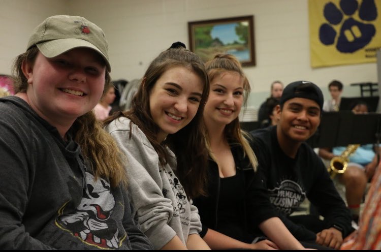 NAHSart's tweet photo. Some of our mentors at the fashion show! https://t.co/1SRiF4CAQv