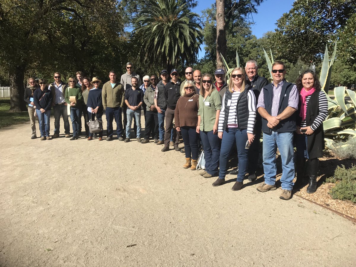 MareeScanlon's tweet photo. Visiting beautiful Benalla gardens with Community Landcare &amp; Agriculture Leadership Program https://t.co/PkgTb8OavC