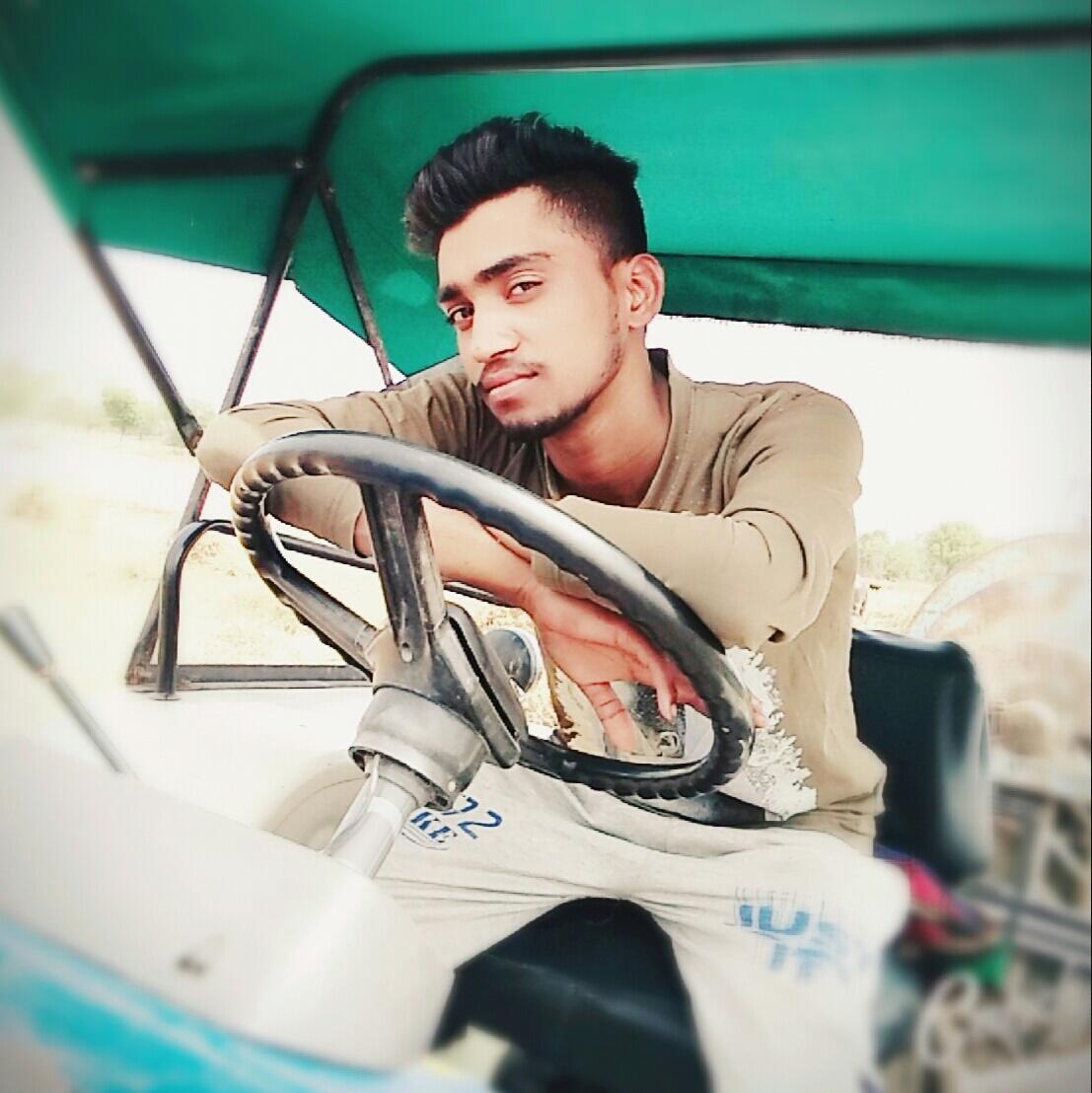KayAtish tweet picture