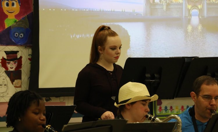 NAHSart's tweet photo. Jazz band performance! https://t.co/b1752SGWyD