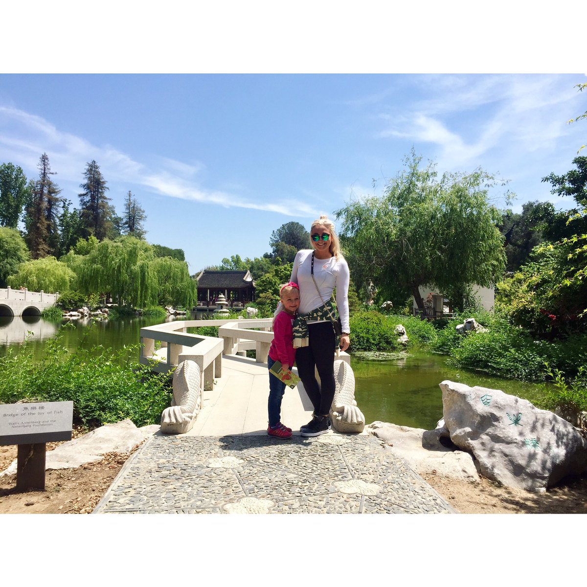 BrynnMasters's tweet photo. The adventures of us 💚🙃 #emmaruby https://t.co/krFMVBO09O