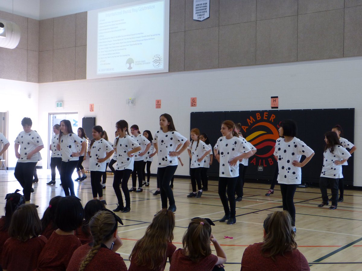VictorySchoolMb's tweet photo. These kids know how to dance! #tapclub https://t.co/wh4Oxt23uF