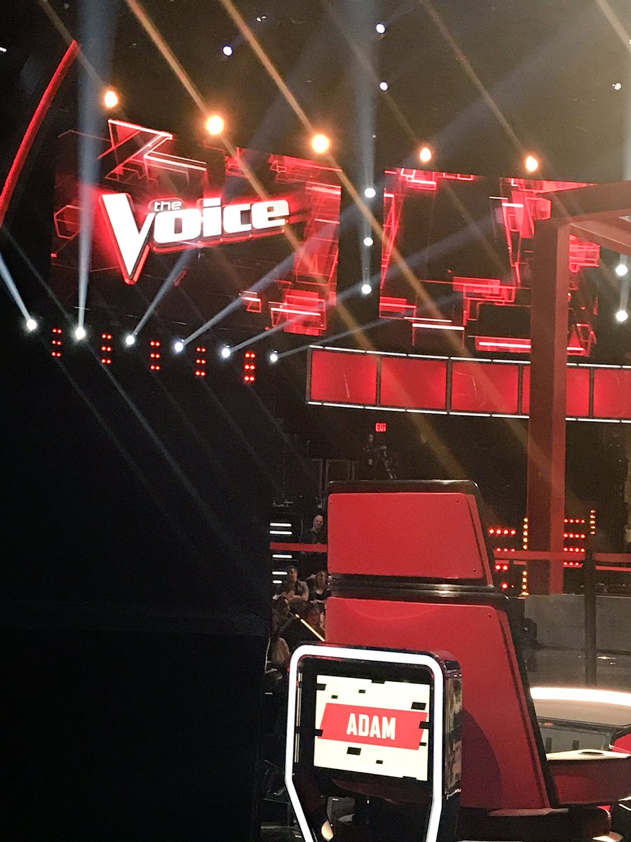 ENCOREABLE's tweet image. Thank you to our friends at @CMPR_ for an amazing night at @NBCTheVoice! #TheVoiceTop10