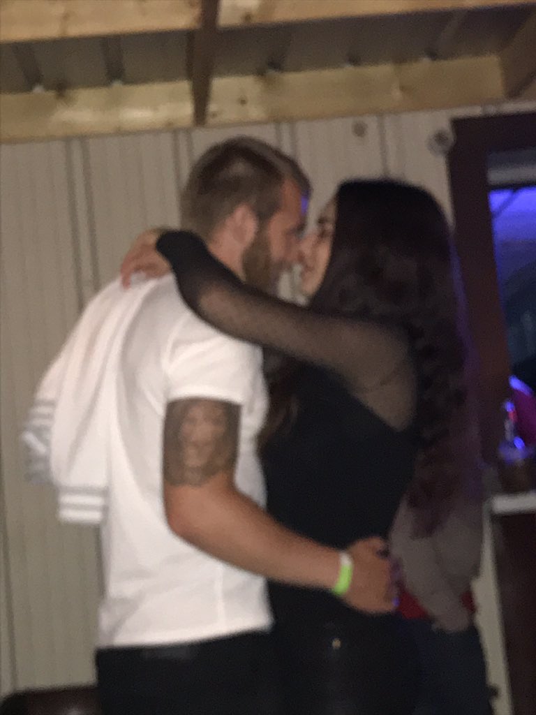 TMakeouts's tweet image. Is she holding a towel?