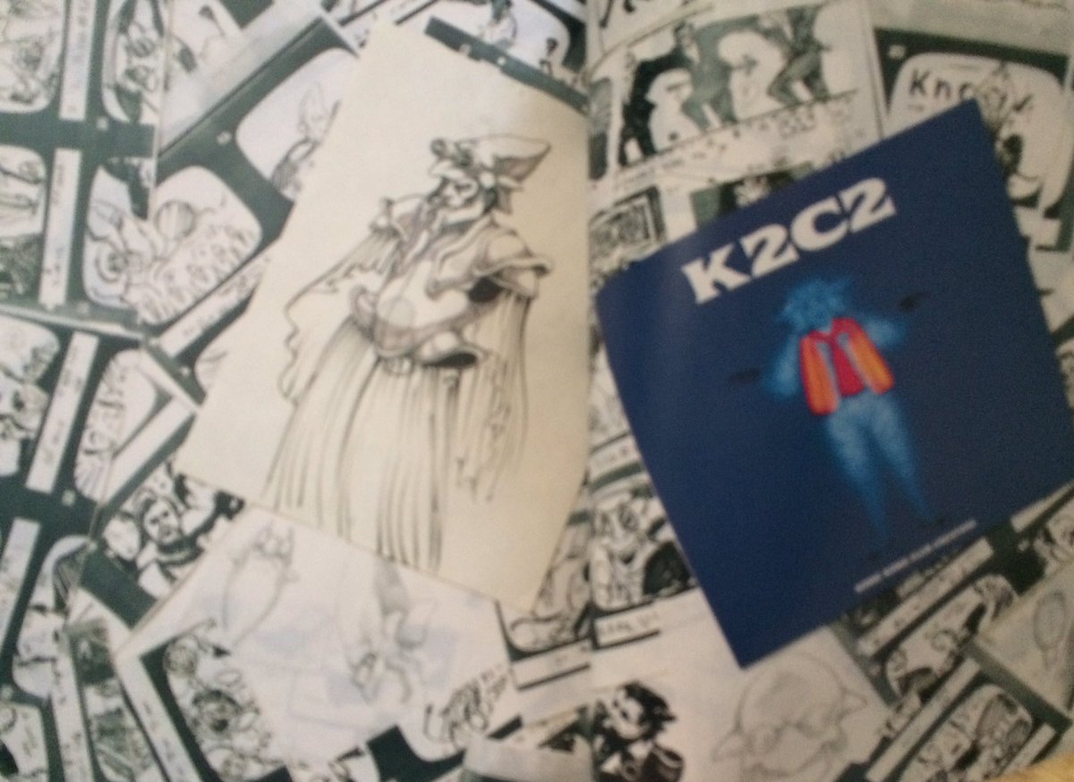 石井さんの衣装、ステージのデッサン、J.Oメイク 全て米米は自分達で