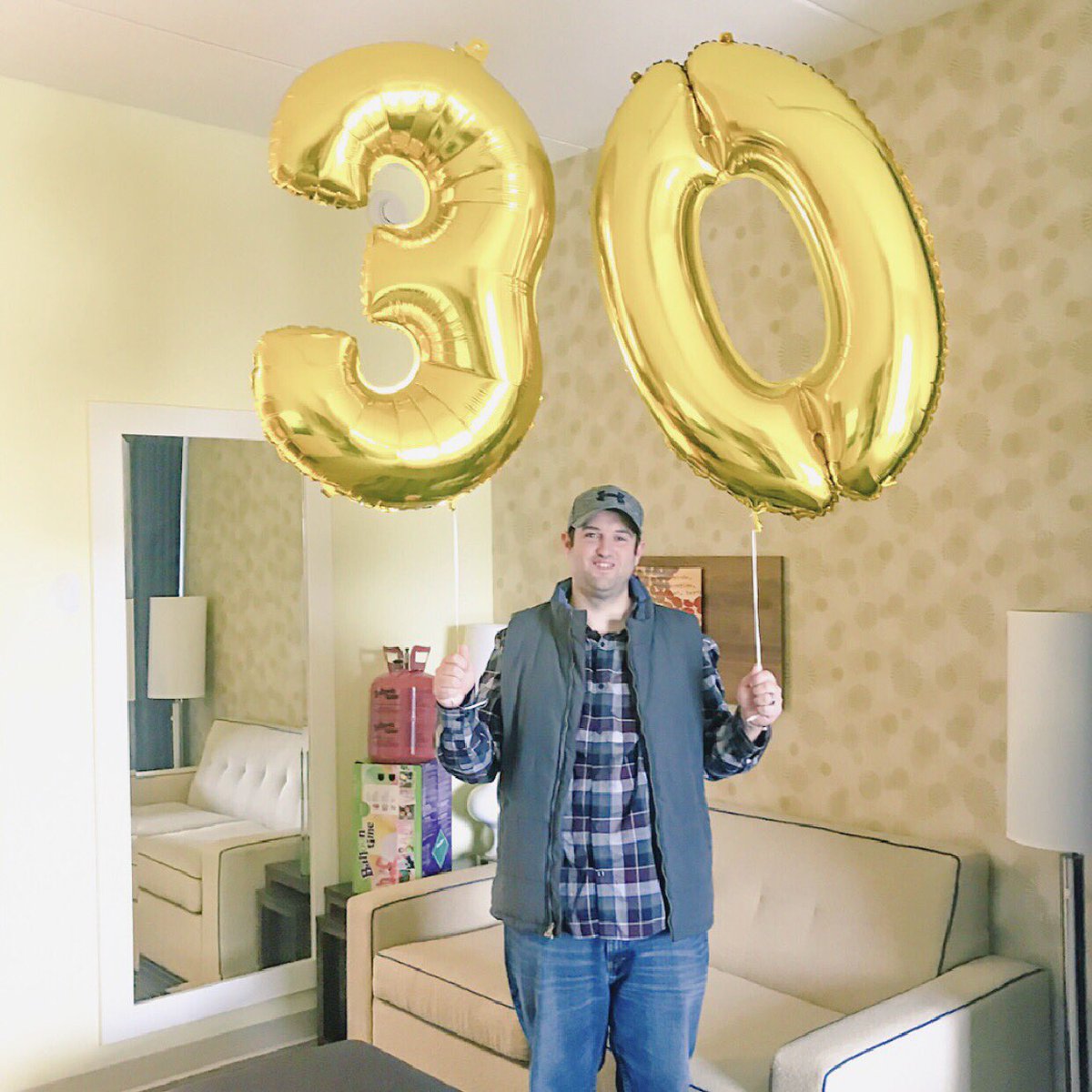 kourtneelynne's tweet photo. Hubby turned 30!Thanks @BalloonTime for making it festive.$2 off your tankππΌhttps://t.co/roL1DogcAa #SpringInFullBalloon #SocialSpotters #ad https://t.co/cg8PPeovRU