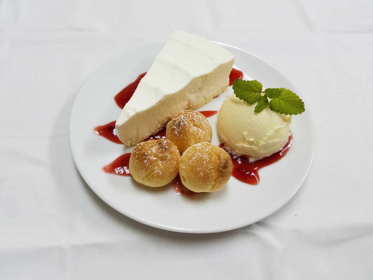 MINOKAMO_CONTI's tweet photo. ＃デザート
５月からケーキSET始まってます(*ﾉωﾉ)
ぜひぜひ、ご賞味下さいませ(*´ω｀) https://t.co/CWL1HKXrp8