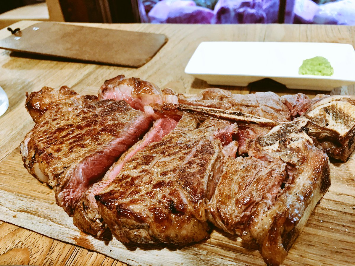 肉のとみい 肉のとみい
