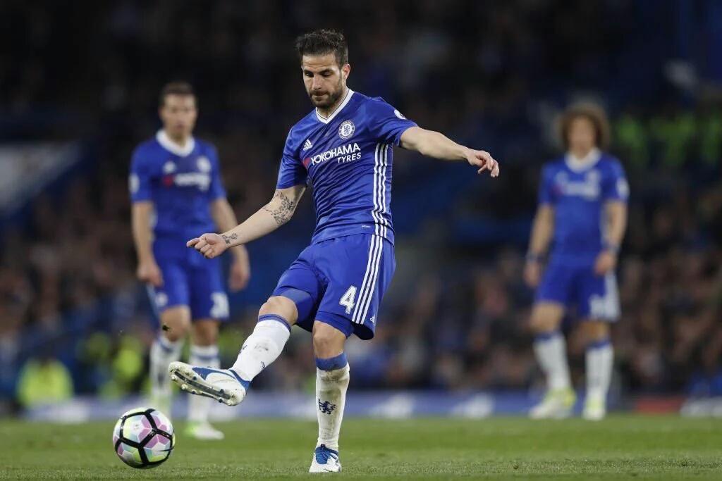 TweetChe_47680's tweet photo. Arkitek the bluess belanja 2 assist malam tadi 🔥🔥 #CFC #Fabregas4 https://t.co/FvSnqGbw1b