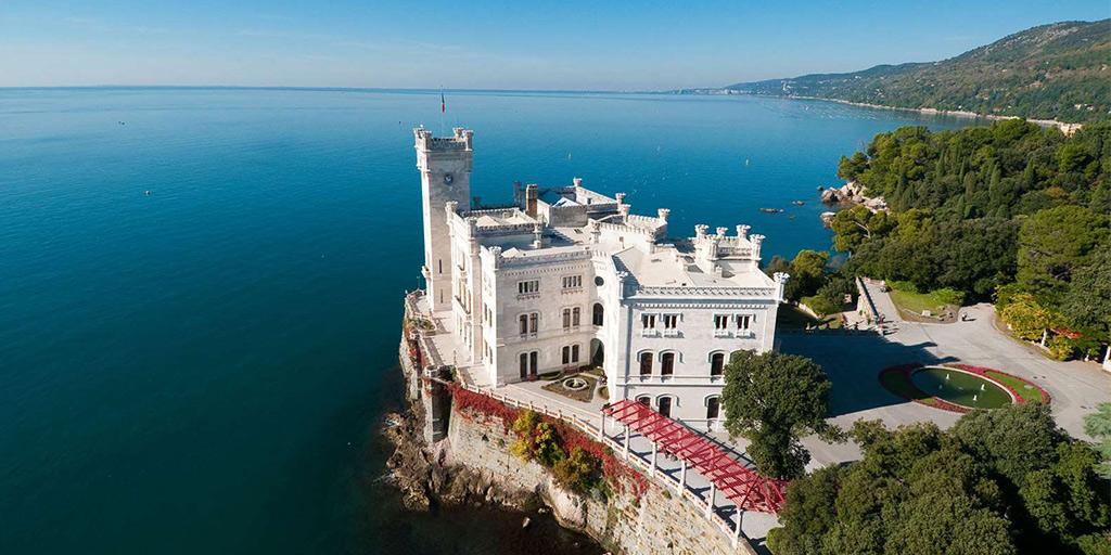 Progetti la tua prossima vacanza? Dai un’occhiata alle nostre offerte in Friuli Venezia Giulia: bit.ly/2pWVGWw @FVGlive