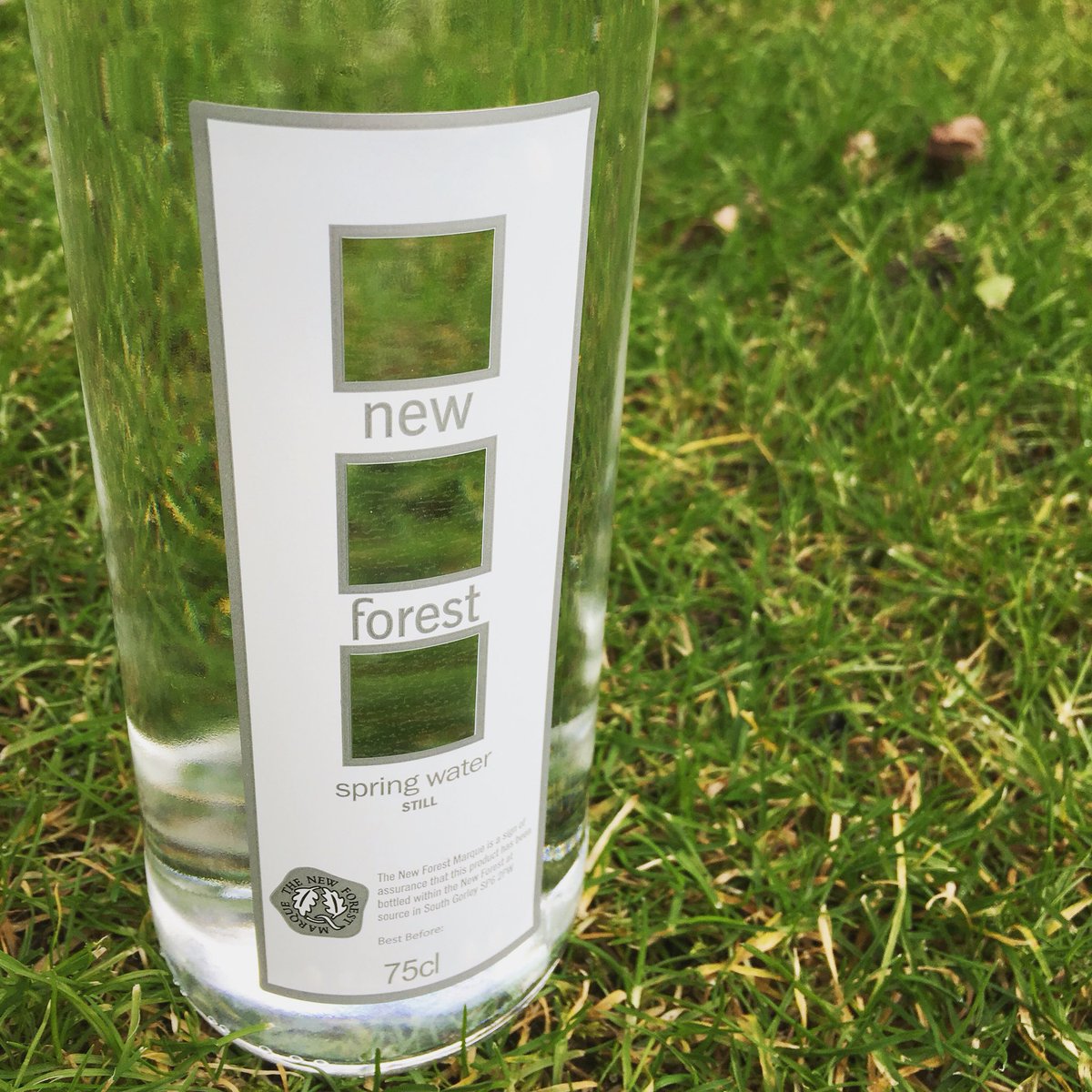 farmerschoiceuk's tweet image. Besides the obvious benefits of drinking water, did you know it can make you feel happier? @NewForestSpring  

bit.ly/2qVhKyA