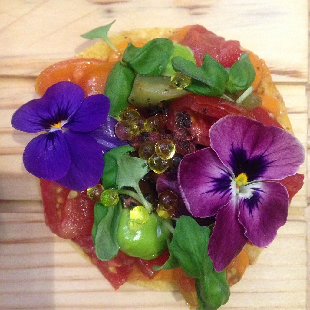 ffdunlop's tweet photo. #breakfast to die for at @enekolondon for announcement if #bilbao as June 2018 venue for @theworlds50best
#corntaco #tomatoes #edibleflowe… https://t.co/rKKHQhOAvH