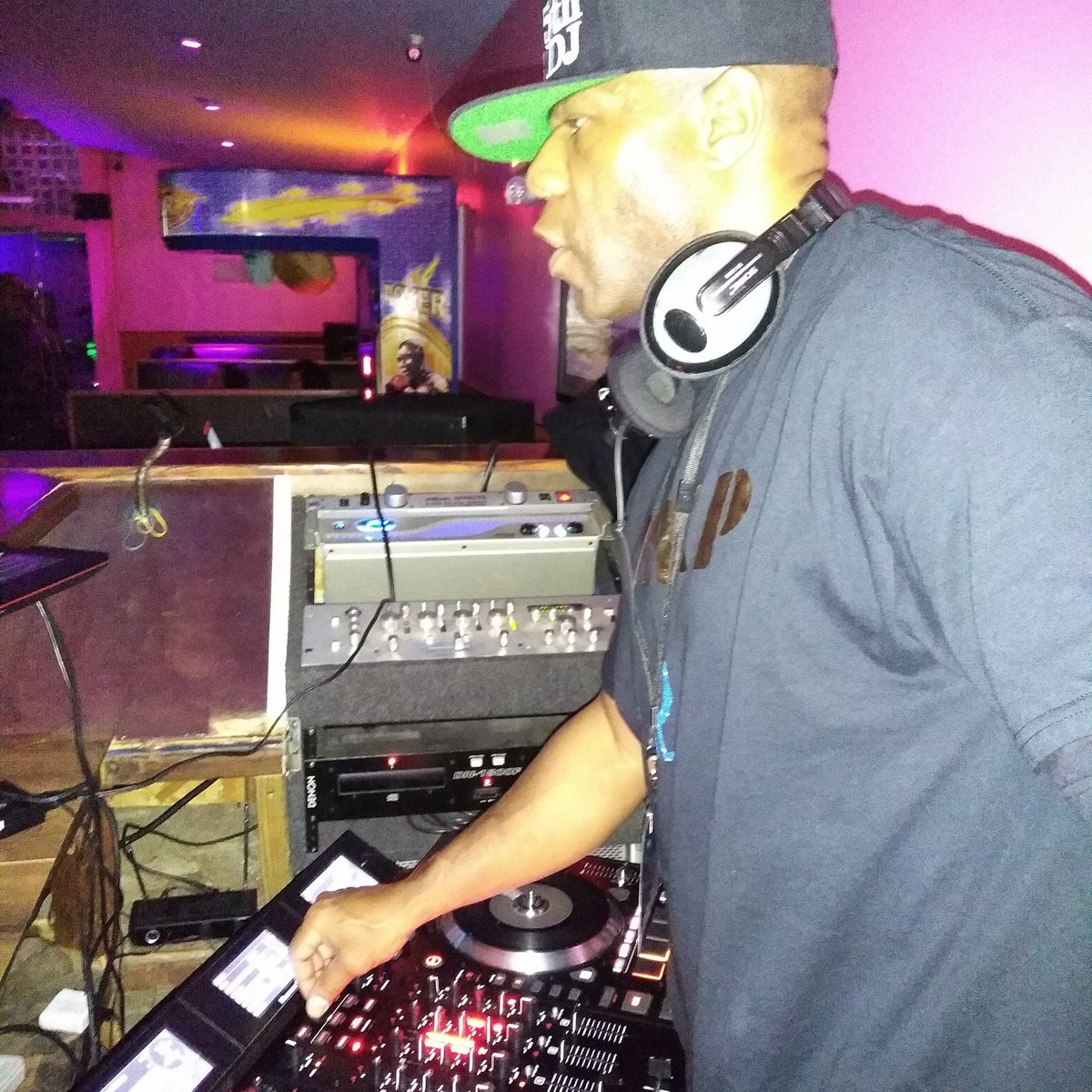 Mr.5th The DJ (@mr5ththedj) on Twitter photo 