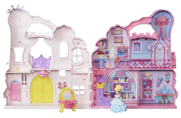 Bargain_Ireland's tweet photo. Disney Princess Play and Go Castle now half price only €24.99 (WAS €49.99 Save 50%) – @ argos. https://t.co/QpQUWo9H9Z https://t.co/c4kmdWQcjo