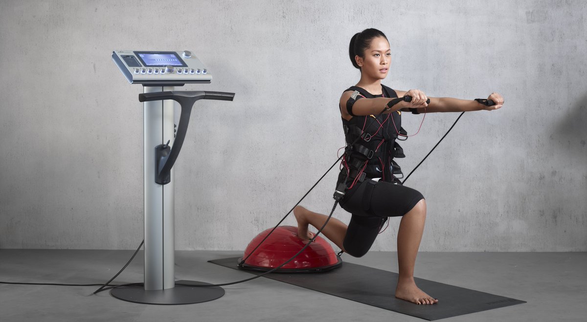 faveid's tweet photo. Hidup sehat mulai dari sekarang! Miliki paket 3x EMS Session dari 20FIT hanya Rp 399.000. https://t.co/f49KnQOD9f https://t.co/DjK21i4D7O