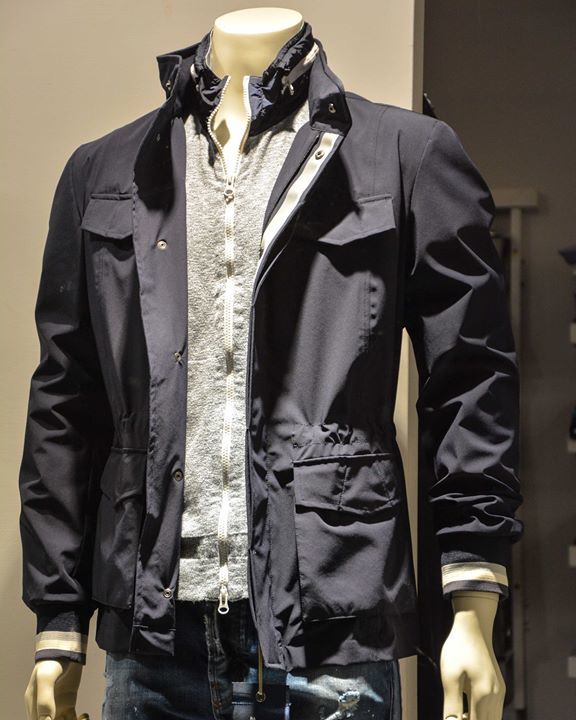 Omero_SBdTronto's tweet image. Field Jacket #2Shirt.Ago, maglia zip #StoneIsland ift.tt/2dtRGHz