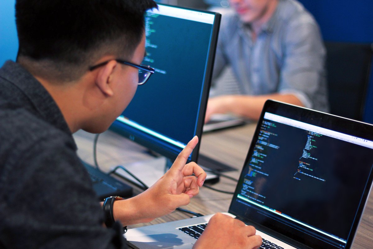 codelinkio's tweet image. #Design and #Development with the CodeLink team in office