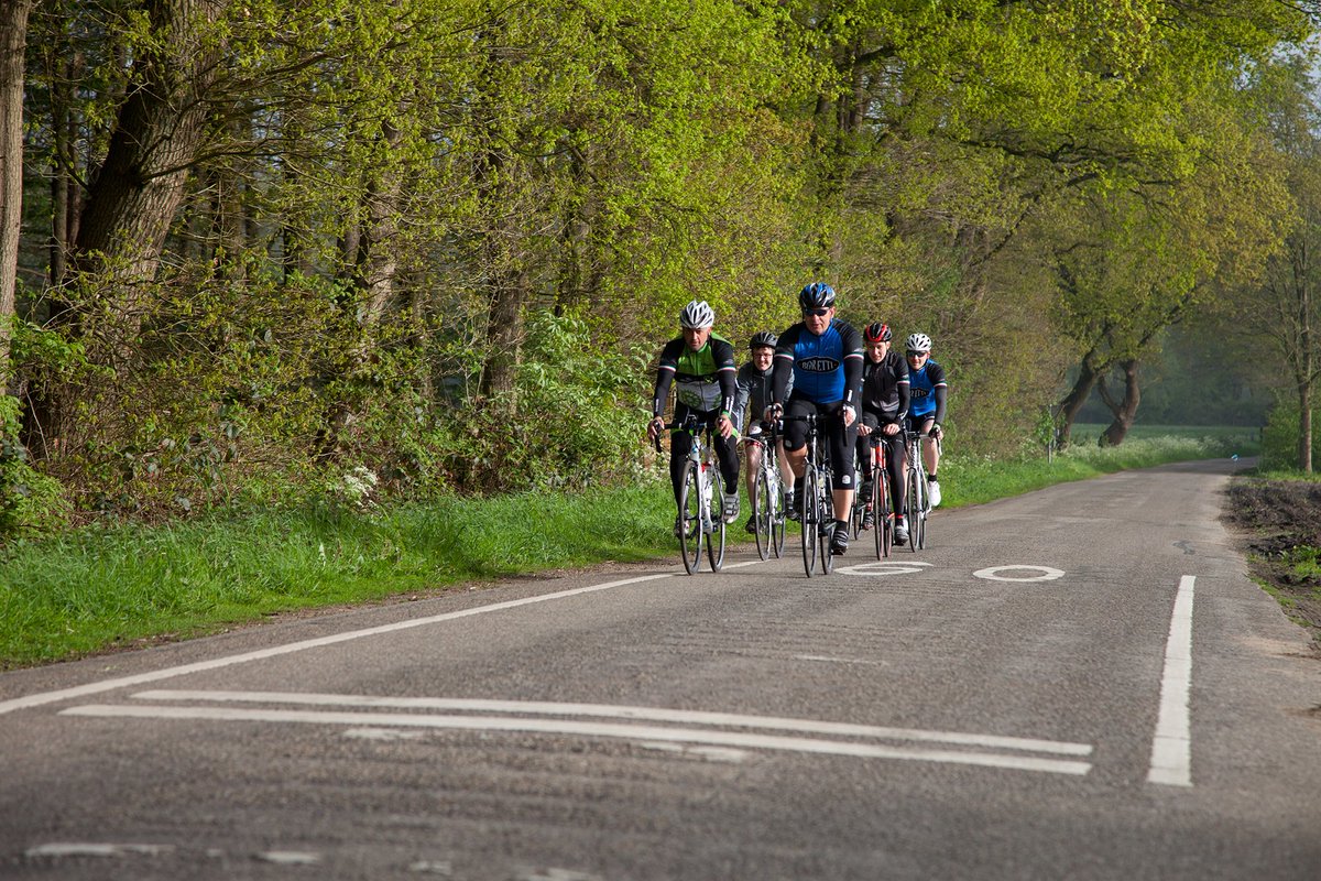 ClassicoBoretti's tweet photo. Jouw persoonlijke video van zaterdag staat online! 🎥 Vul je naam of startnummer in en bekijk jouw fietsprestatie: https://t.co/bCoBLp0sVD. https://t.co/VGYSoL77H9