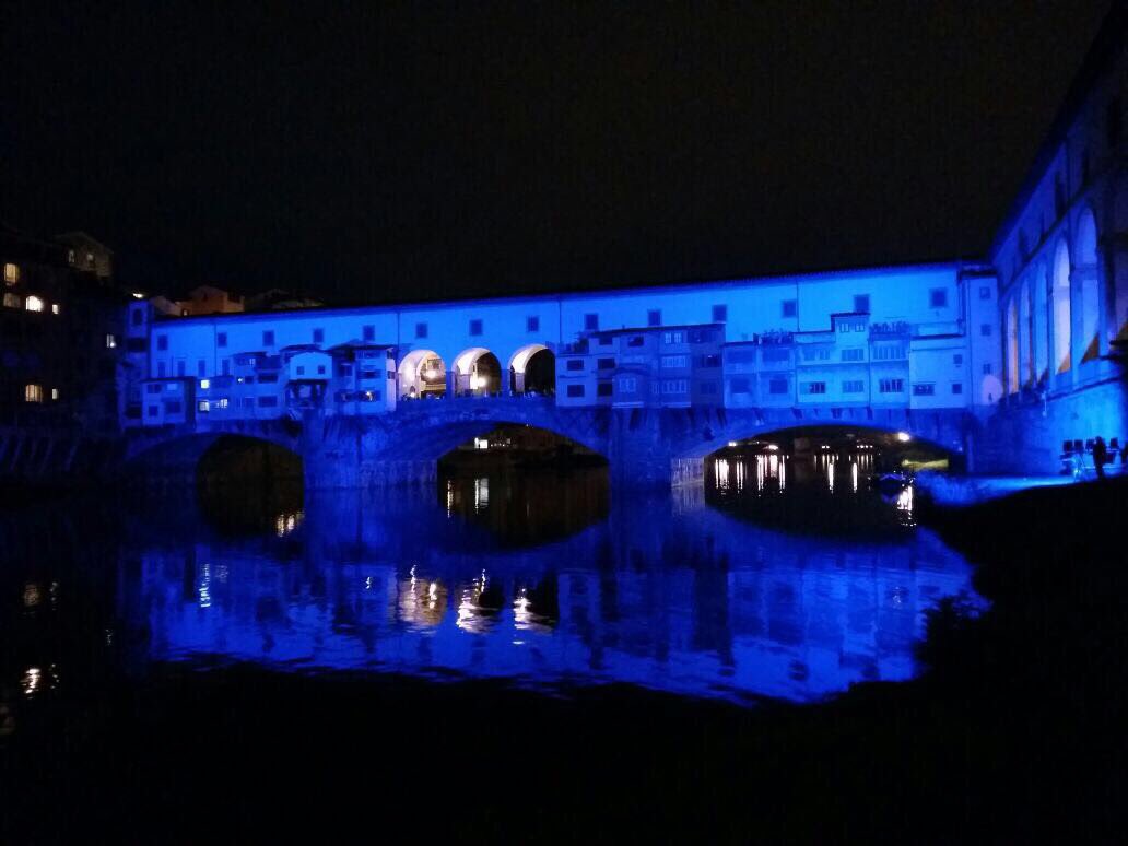 CGiachi's tweet photo. Nel Blu dell'Europa! Per #30erasmus #FestivalEuropa Grazie a @IndireSocial @ErasmusPlusInd https://t.co/tnrTOb19dM
