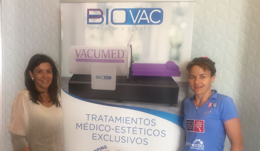 CataTenorio's tweet photo. Ayer como cada sem hice el tratamiento recuperador en la #vacumed en @esteticapina Contenta de incorporalo en mi "entrenamiento invisible"💪👊 https://t.co/kleBXEzEu5