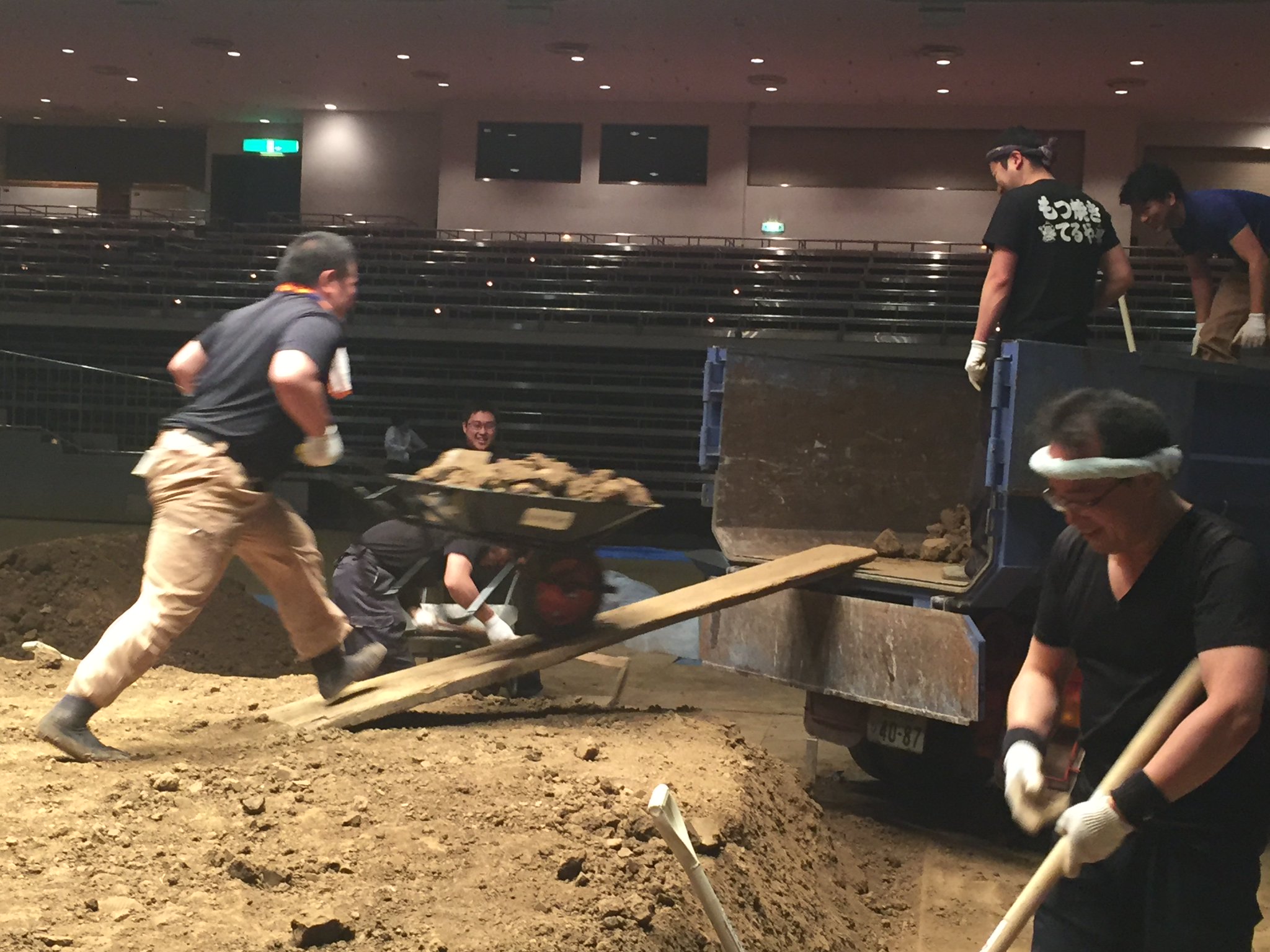 C_XLKbbUMAECP7o.jpg:large