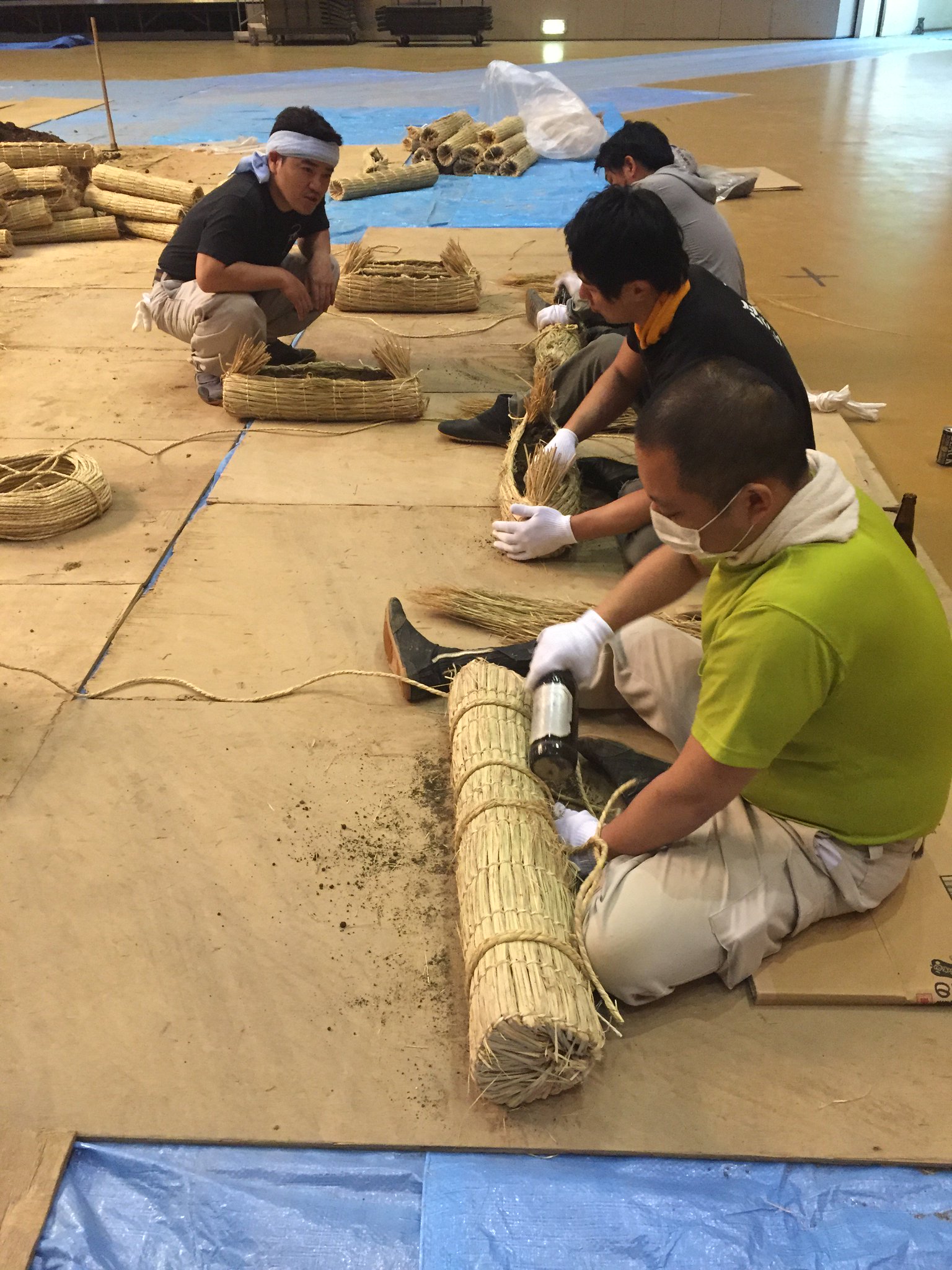 C_XLWB5UAAAWqSf.jpg:large