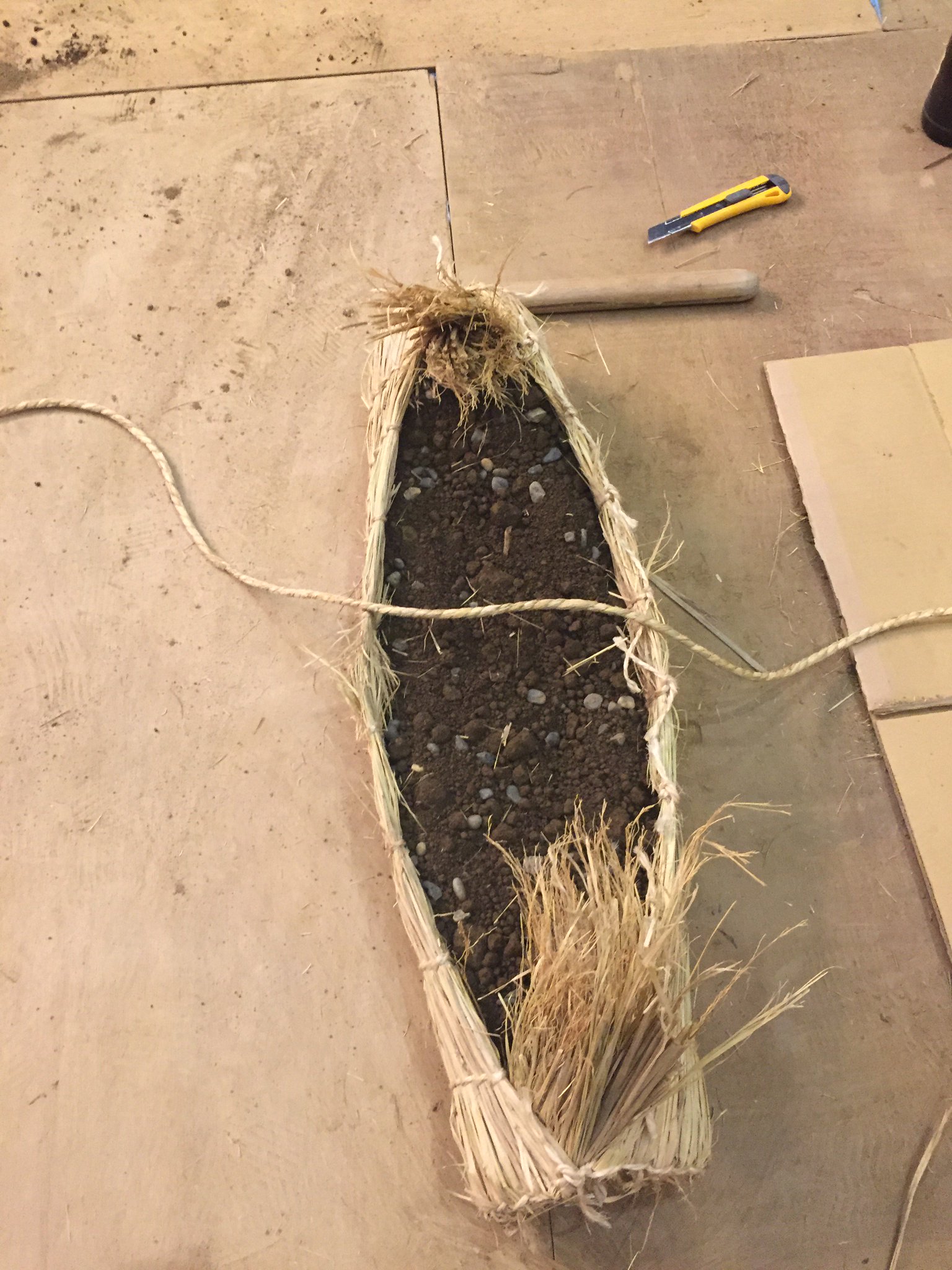 C_XMEHEUwAAbGDS.jpg:large