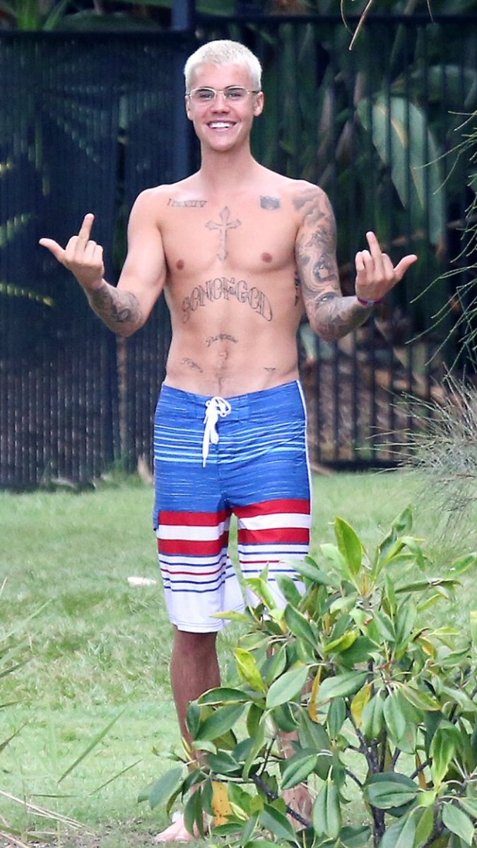 JustinTwink4's tweet photo. Tear my hole apart daddy @justinbieber https://t.co/h2QLqcswAu