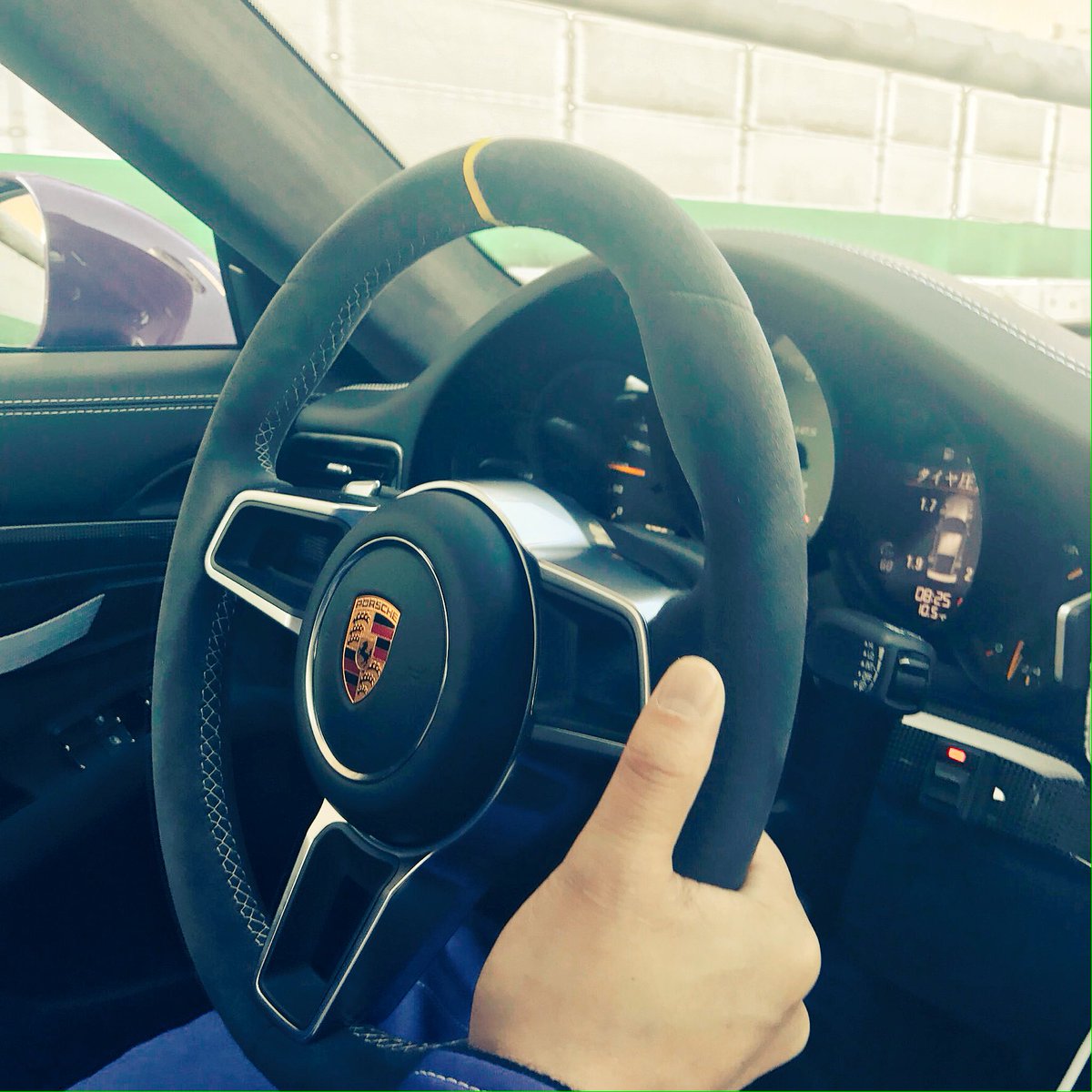 prohimo's tweet image. 久々の左ハンドル〜ひもだからGWとか関係ないけど、GWおわったんだなーとか思いにふけってたw