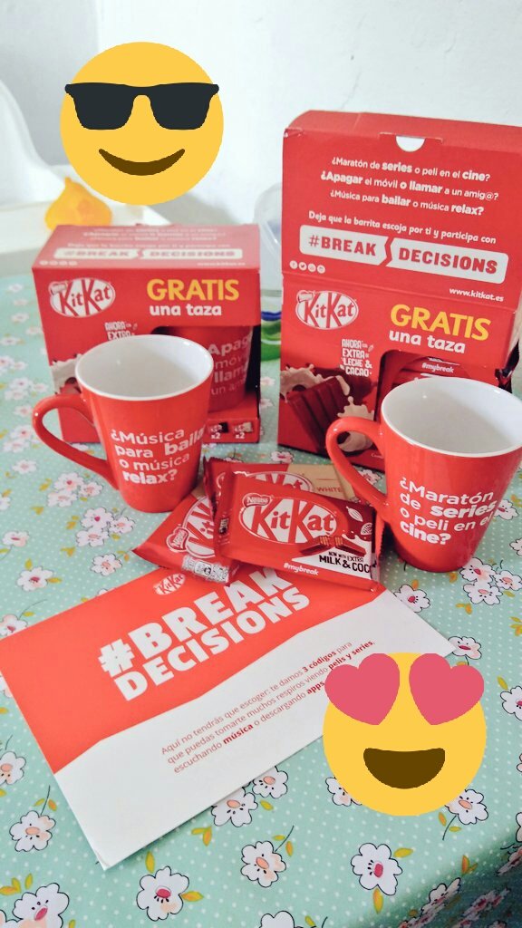 PazEuphoria's tweet photo. Lista para mi #break con @kitkatspain y para tomar decisiones con mi set de #breakdecisions 💚💛💜 la próxima foto desde la playa... O campo? https://t.co/I3IZQZNFf4