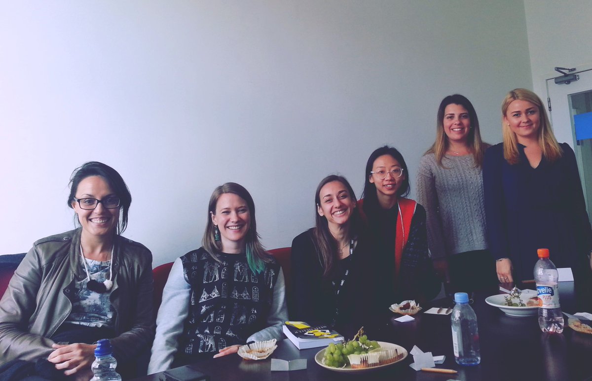 Reviewing our <a href="/Fash_Rev/">Fashion Revolution</a> events last week. Here, the girls who got together for "Fashion Rehab" focus group. More: buff.ly/2pVpSRK