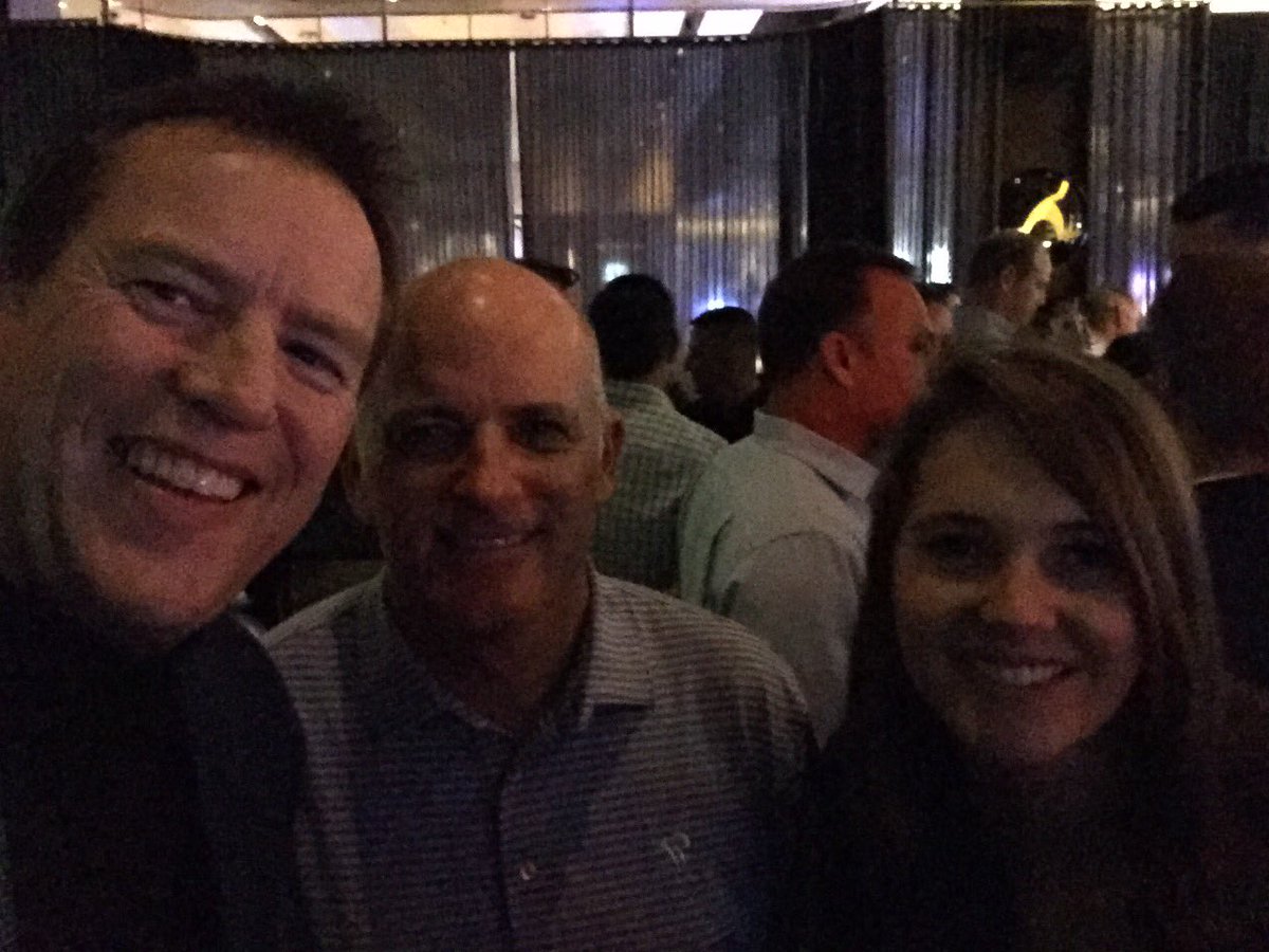 richardbliss's tweet image. Great seeing @MarkJWeber_  and @EricaKGood #NetAppConverge