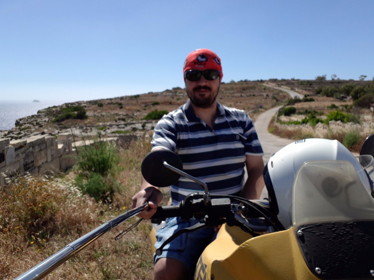 runwolfpackapp's tweet photo. Our first Alpha Wolf in Malta, rocking #WolfPackIt Neil C. https://t.co/zRLUEXgO8p