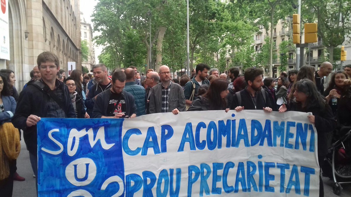 Se'ns ha acabat la paciència, el professorat de la <a href="/UniBarcelona/">Universitat de Barcelona</a> va la vaga el 16 de Maig. I nosaltres amb elles! #VagaUB16M #TransFormemUB