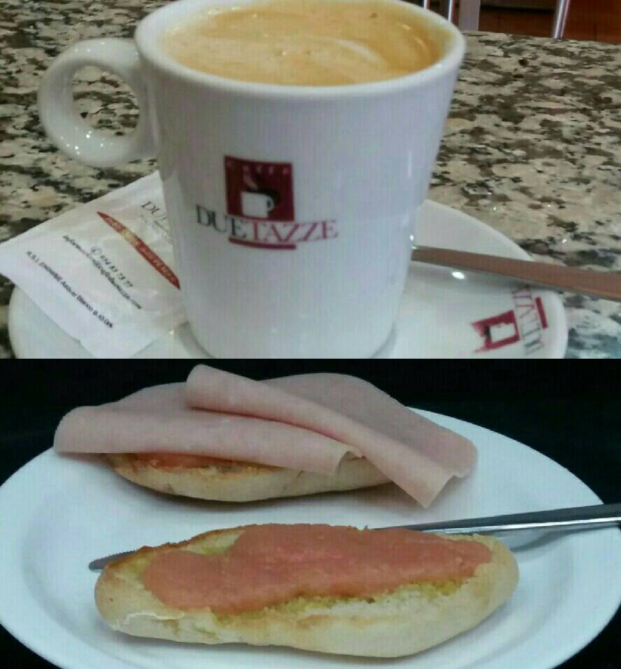 MetropoolTorneo's tweet photo. Después de la #FeriaSevilla17 hay que empezar con un buen #desayuno 🍞☕ en #metropooltorneo https://t.co/wrqCqBA4A3