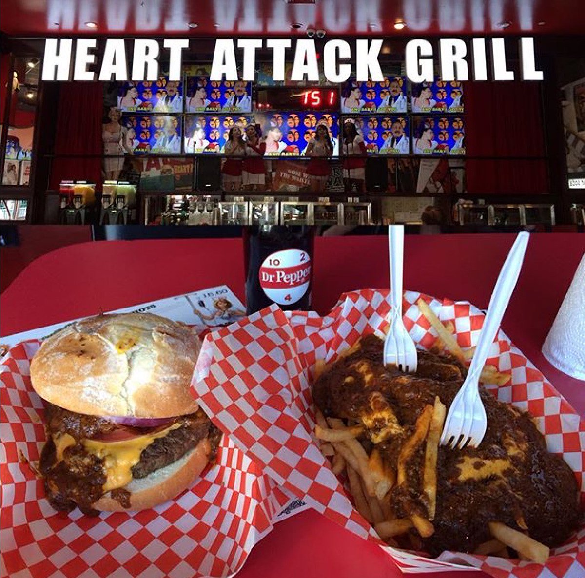 DoubleBypass's tweet photo. Nurses singing karaoke, an ice cold full sugar Dr.Pepper, and a lard fried meal... what more could you ask for from a diet program? https://t.co/FnXZPe3TLY