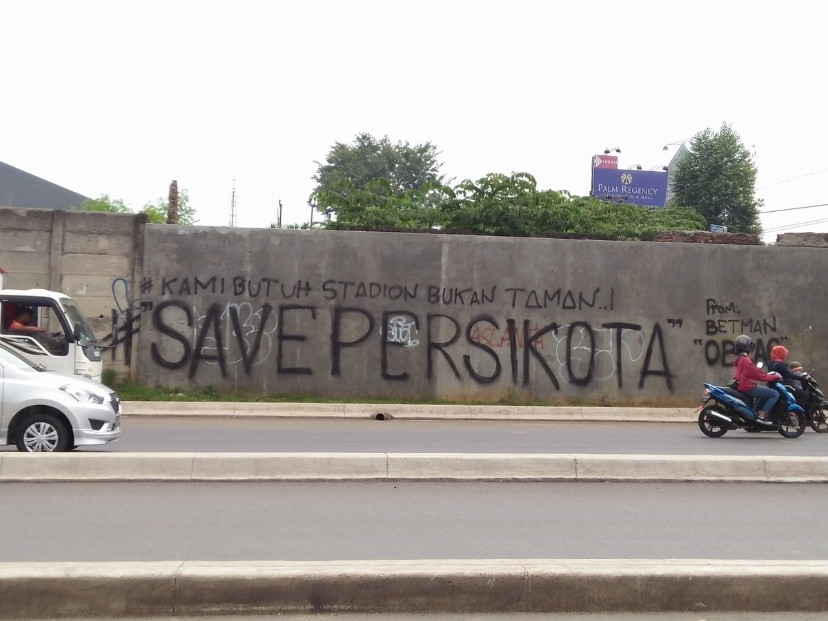 _lordpraja's tweet photo. Meanwhile in #Tangerang.

#SavePersikota
Cc:@JakartaCasual https://t.co/Zp1AVamTHi